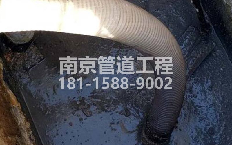 213翠林山庄抽粪