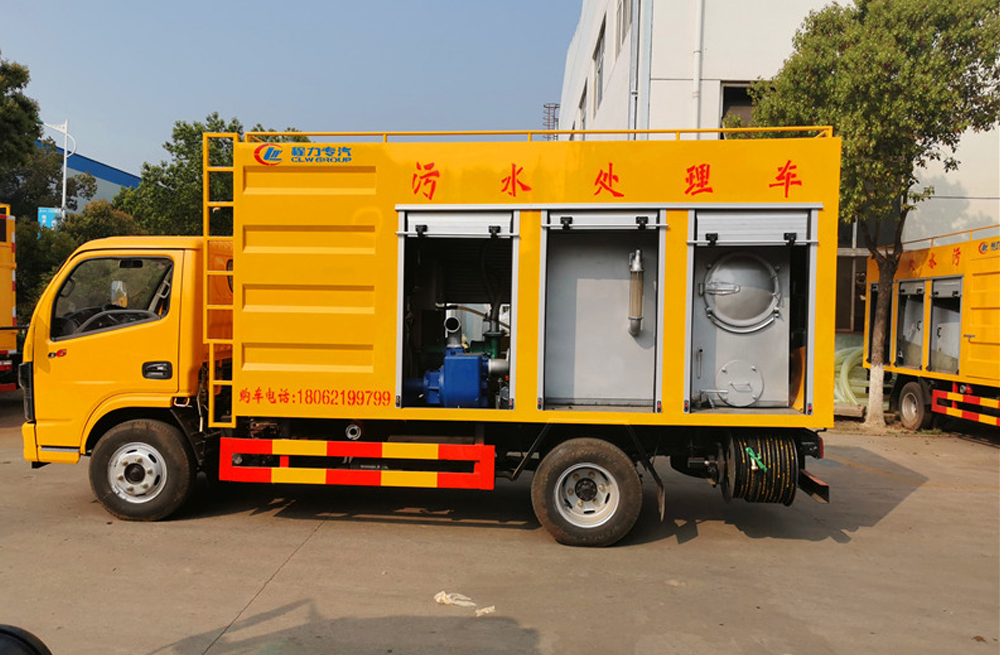 翠林山庄污水分离车